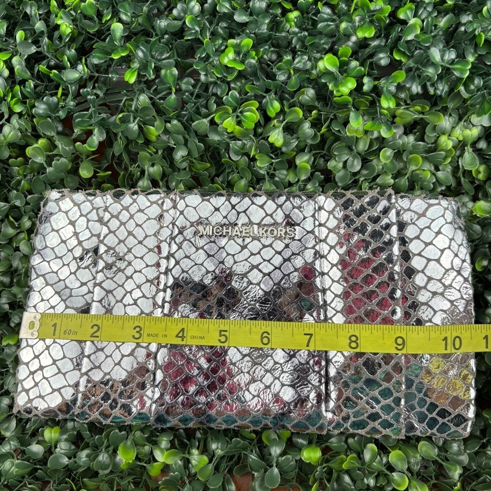 MICHAEL KORS TILDA Metallic Snakeskin Clutch - Picture 12 of 12